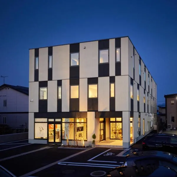Hotel Slow Village Yonezawa, hotell i Yonezawa