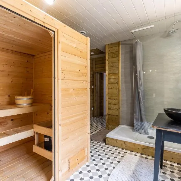 Gite bien etre sauna et spa, hotel v destinaci Vertheuil-en-Médoc