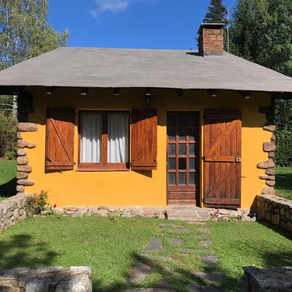 Agradable casa con chimenea interior, Hotel in Camprodon