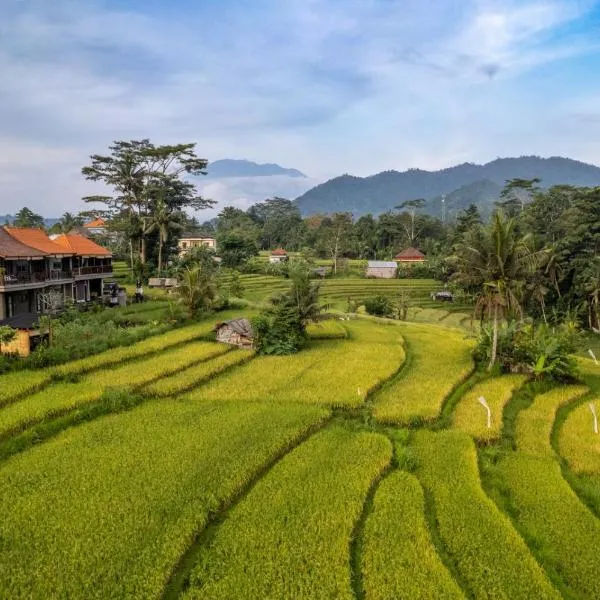 Ume Dukuh Home Sidemen、シデメンのホテル