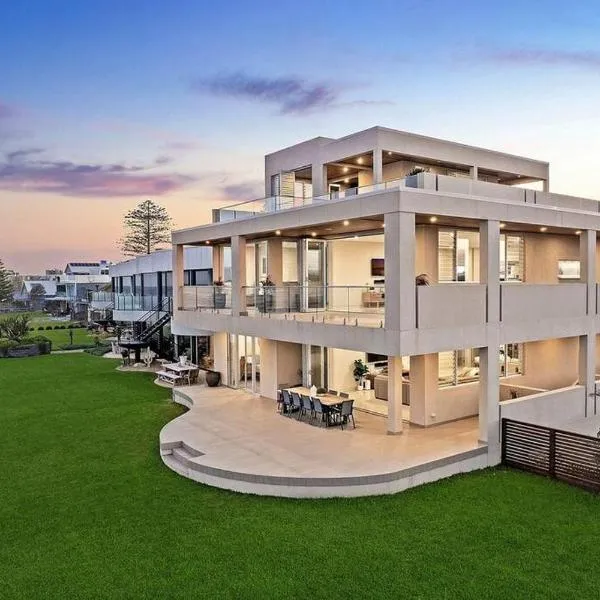 Royal Retreat Luxury Beachfront View, ξενοδοχείο σε The Entrance