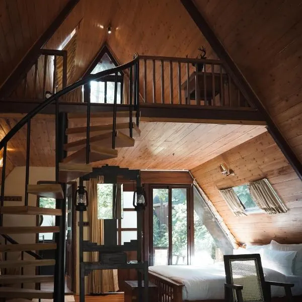 LA SELVA Resort, Pench National Park, hotel in Khawāsa