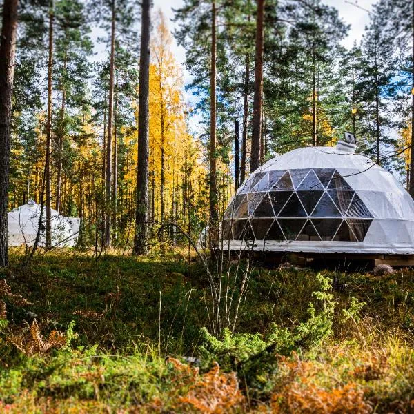 Igloo Glamping LakeLand Camp、イマトラのホテル