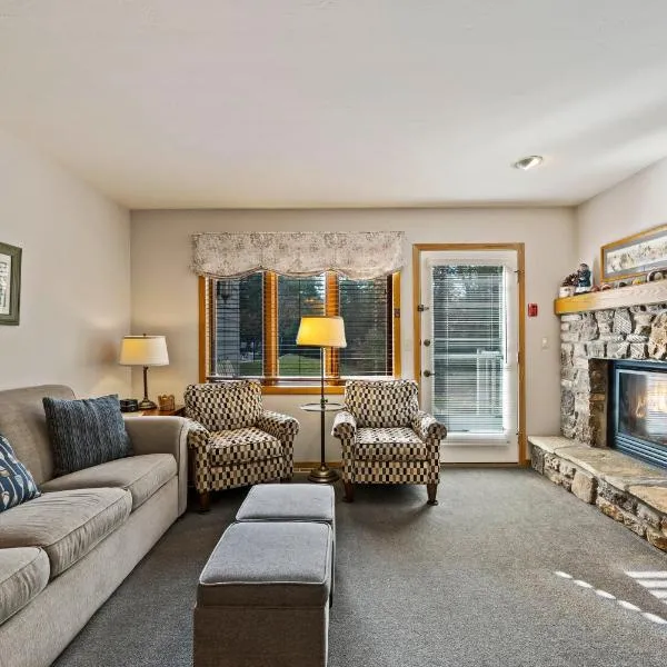 Evergreen Hill Condominiums, hotel in Fish Creek