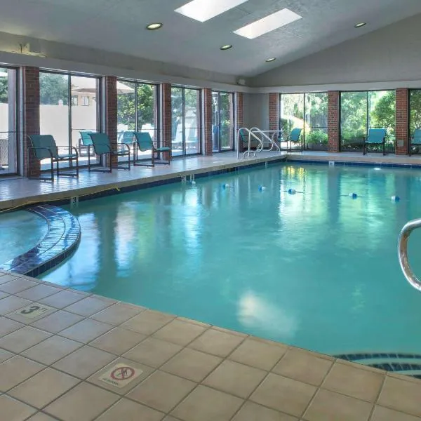 Sonesta ES Suites Providence - Airport, khách sạn ở Warwick