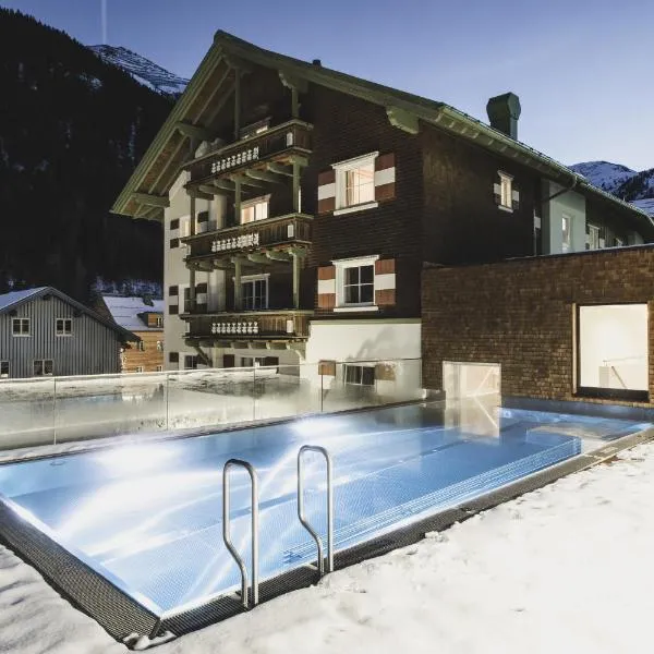 Hotel Schwarzer Adler – hotel w mieście Sankt Anton am Arlberg