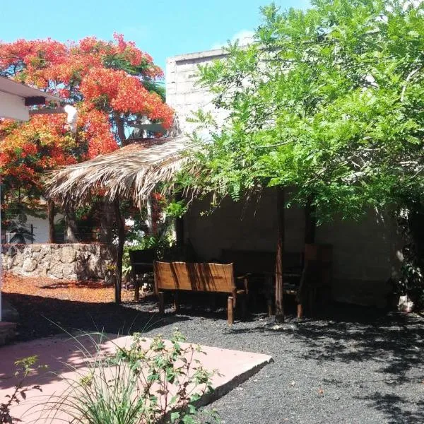 Hostal Vista al Mar, Hotel in Puerto Ayora