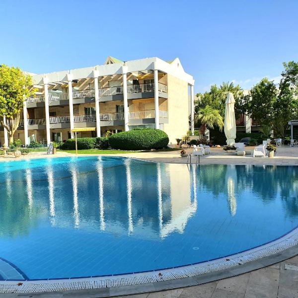 Barak Royal Suites 52 garden - חמש דקות מהים ומהטיילת