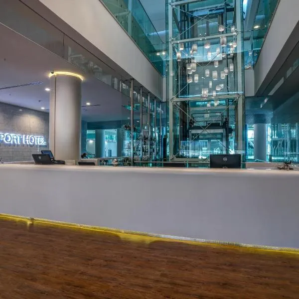 TAV Airport Hotel Izmir, hotel in Izmir