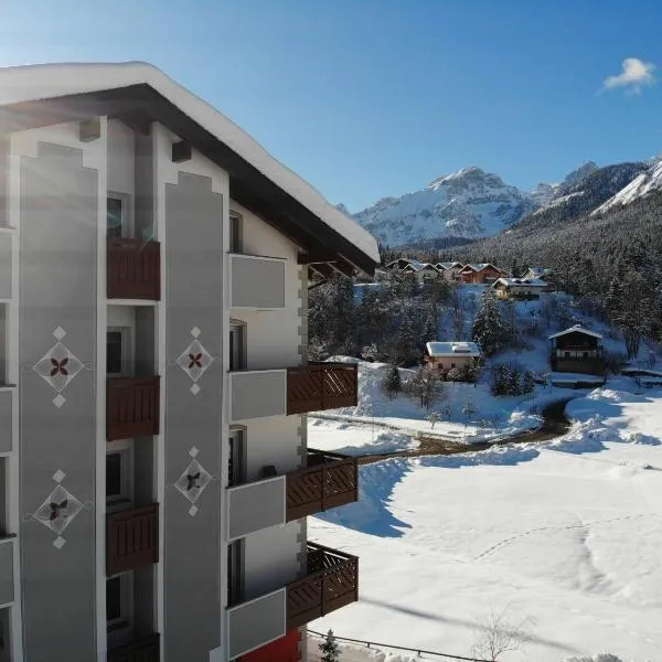 Pier Hotel, hotel Andalóban