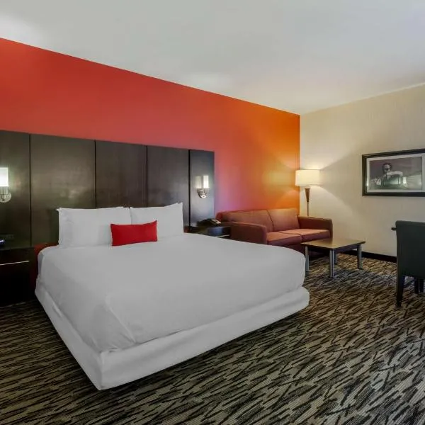 C Hotel by Carmen's, BW Premier Collection, hotel in Hamilton