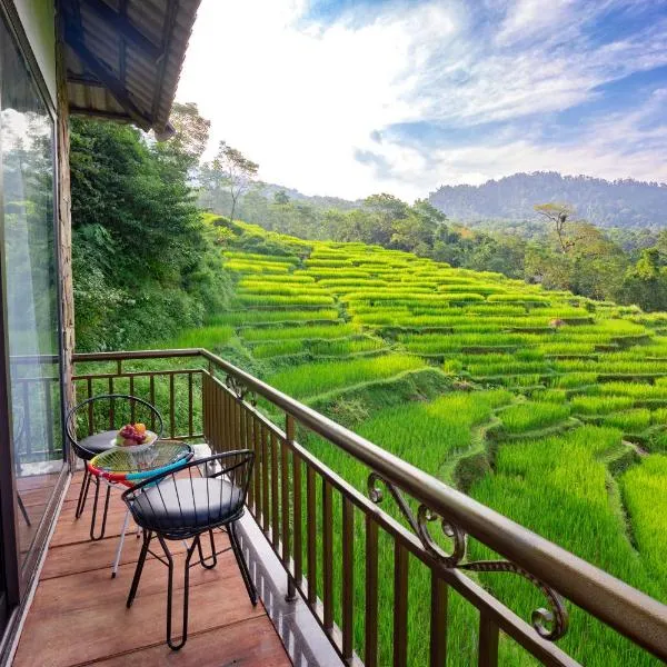 Central Hills Pu Luong Resort, hotel en Làng Bang