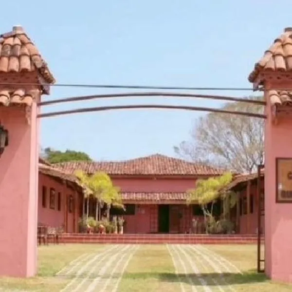 Casa de Quincha, hotel en Las Tablas