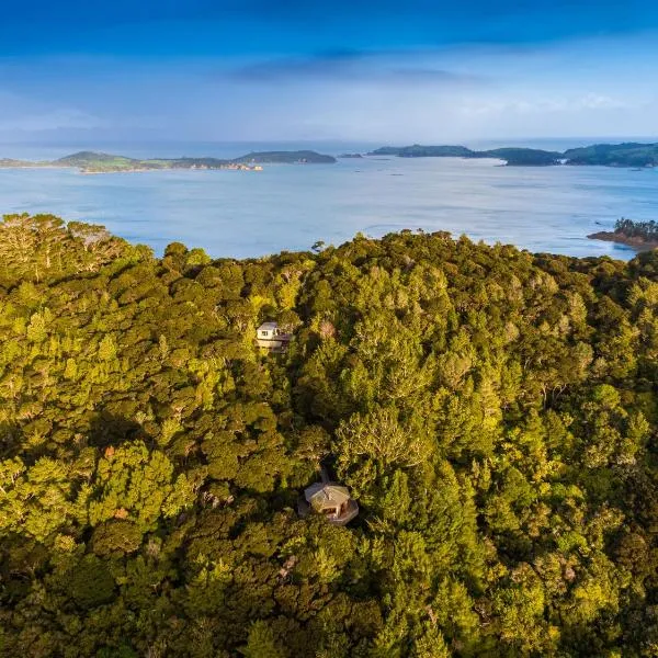 AWAY Treehouse & Forest SPA, hotel in Arran Bay