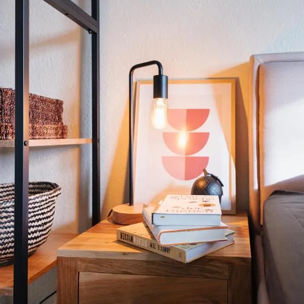 Zentrale & gemütliche 3-Zimmer-Wohnung mit Netflix & Sky, nah an Uni & Zentrum, mit Stellplatz, Hotel in Kassel