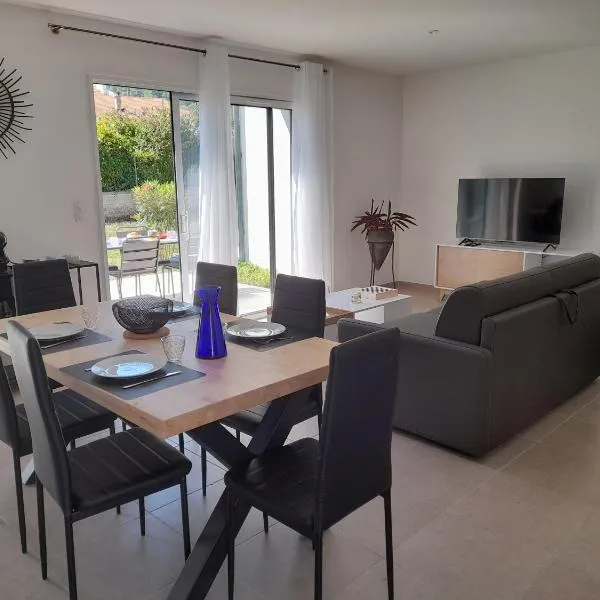 Gîte les rhododendrons Fleurs des Pyrénées, ξενοδοχείο σε Argelès-Gazost