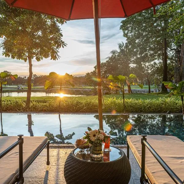 Summit Windmill Golf Suite Hotel at Suvarnabhumi, hotel in Bangna