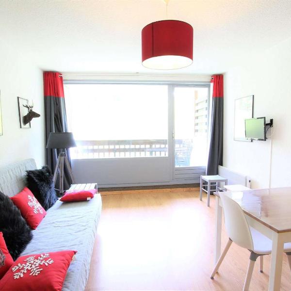 Studio fonctionnel 4 pers, à 50m des pistes, proche commodités, piscine extérieure en été. - FR-1-330F-89