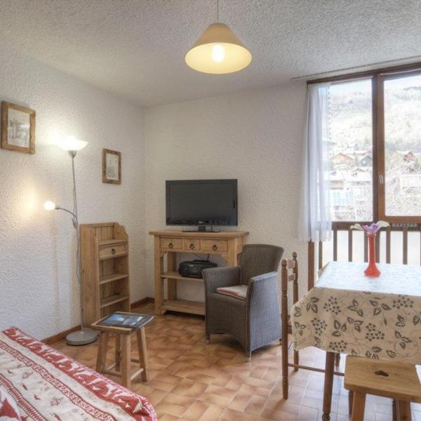 Studio cosy pour 2, Serre-Chevalier Chantemerle - Proche pistes, parking, casier à ski, animaux acceptés - FR-1-330E-62