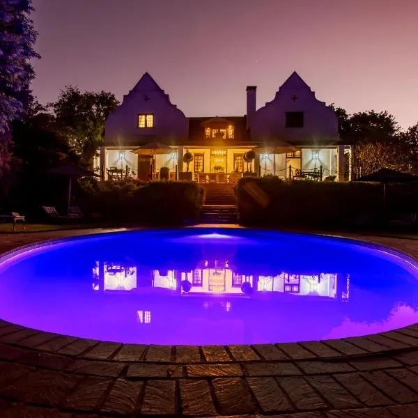 Vredenburg Manor House, hotel in Somerset West
