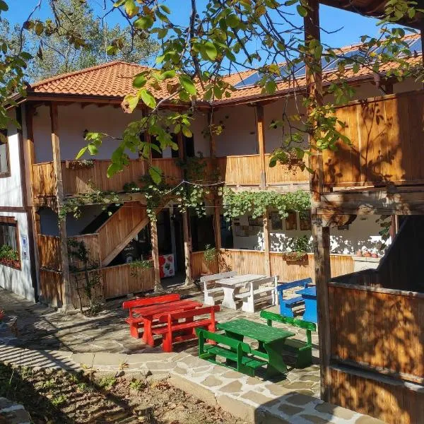 Арт комплекс Горски дом - Трявна, hotel in Tryavna