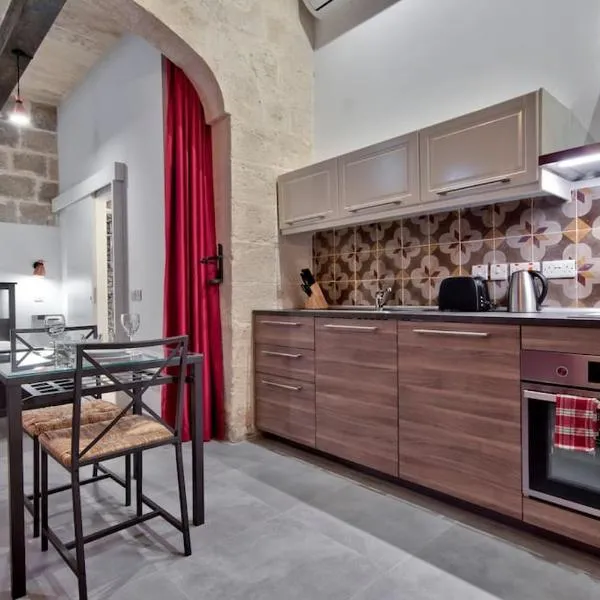 Old Lodge Studio 5 by Vallettastay, hotel en La Valeta