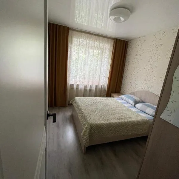 Apartment on Abay-Mihaelisa street: Ustʼ-Kamenogorsk şehrinde bir otel
