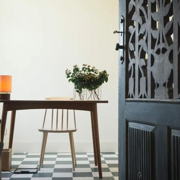 Duas Portas Townhouse, hotel v Portu