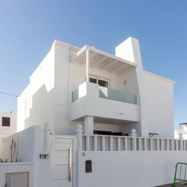 Luxury Beach Apartments Diama, Hotel in Playa Honda