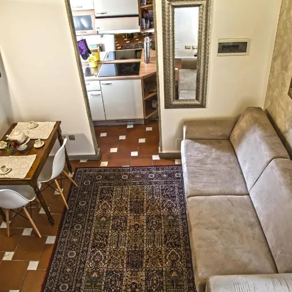 Apartment San Frediano, hotel in Florence