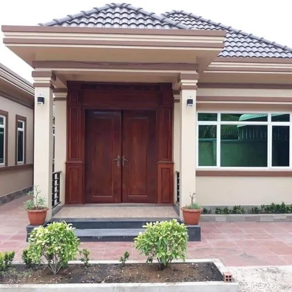 Serei Saophoan Villa Homestay, hotel in Sisophon 