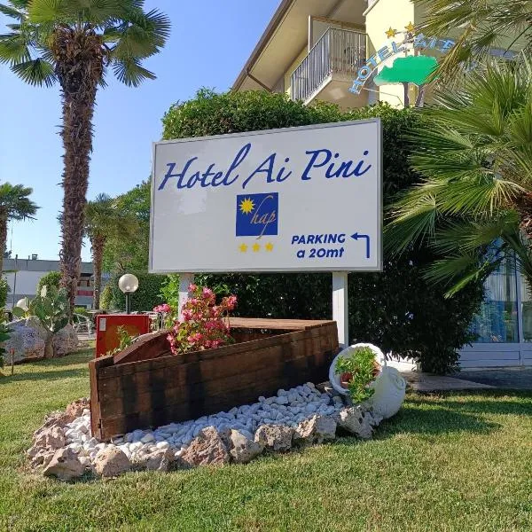 Hotel Ai Pini, hotel a Grado