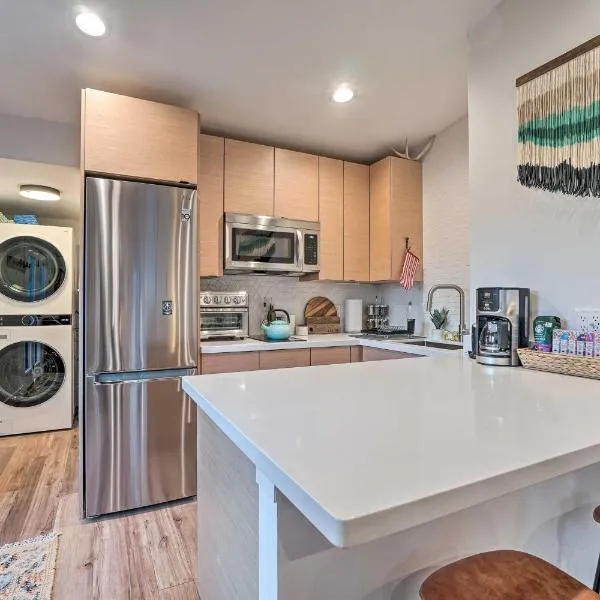 Cozy Flagstaff Studio with Patio - Near Dtwn!, hotel in Flagstaff