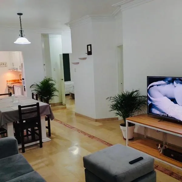 Large 2-Bedroom Apartment, close to the American Consulate, hotell sihtkohas Guayaquil