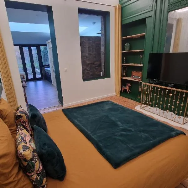 Les Spas du Sébasto, hotel in Lille