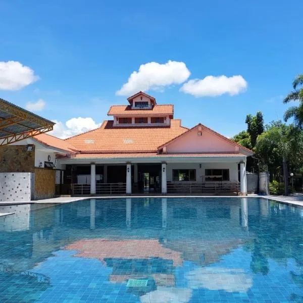 Pruksa Resort Prachuabkhirikhan，位于班武里府的酒店