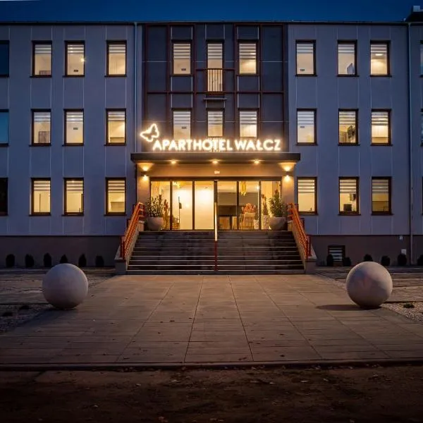 APARTHOTEL Wałcz、バウチュのホテル
