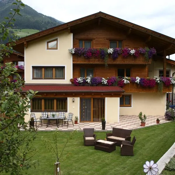 Alpenecho, hotel v Neustift im Stubaital