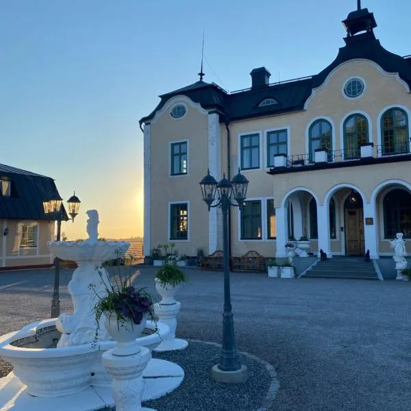 Johannesbergs Slott, khách sạn ở Rimbo