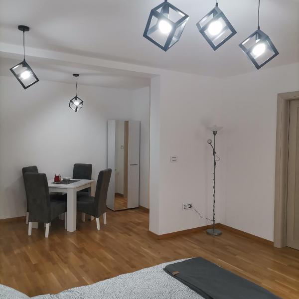 Apartman Mima, Sombor
