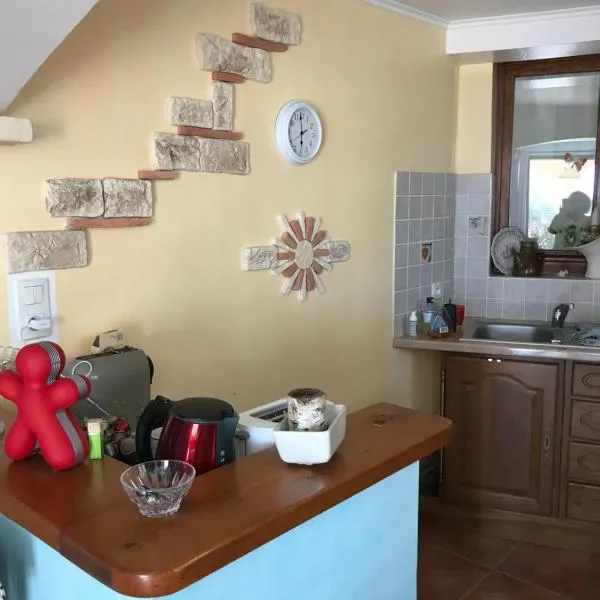 Studio de 39 m2, hotell i Vezzani