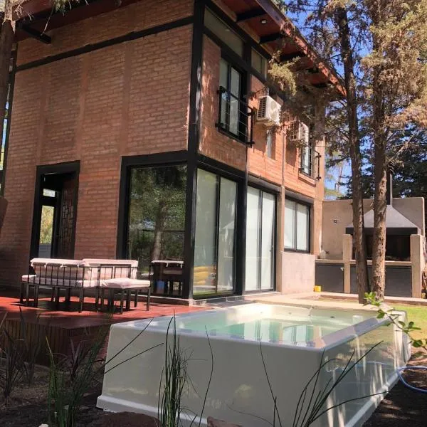 Entrepinos, hotel v destinaci Mendoza