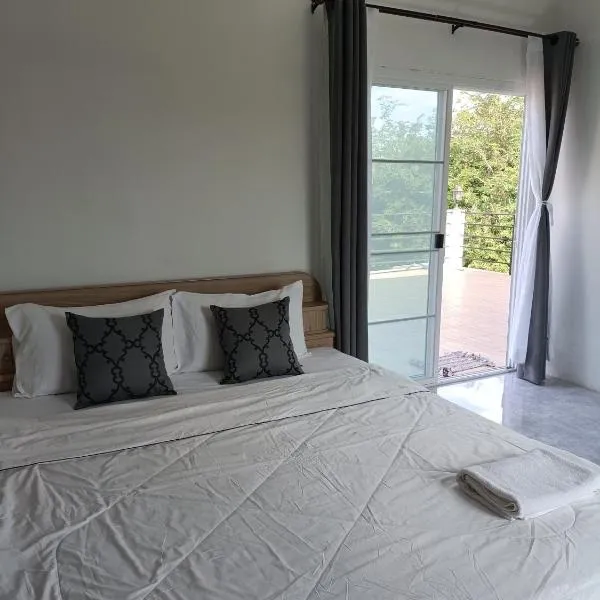 ไร่ดง โฮมเสตย์, Hotel in Ban Pong Nua