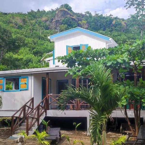 Mi Hermosa - Casa Isleña a 70 Metros de la Playa, hotel v destinaci Providencia