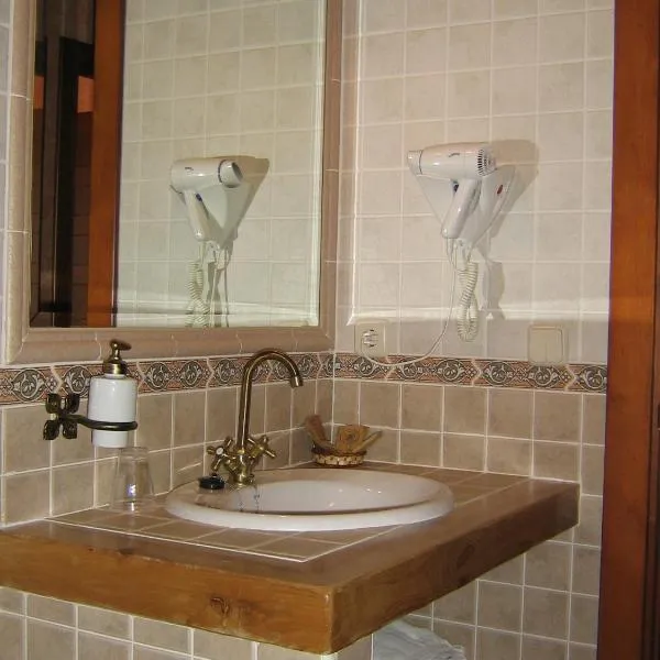 Hotel Rural El Museo, Hotel in Cedillo de la Torre