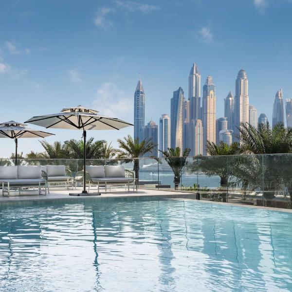 Chic 2BR in Central Park Building 1, Al Wasl by Deluxe Holiday Homes, Dubai
