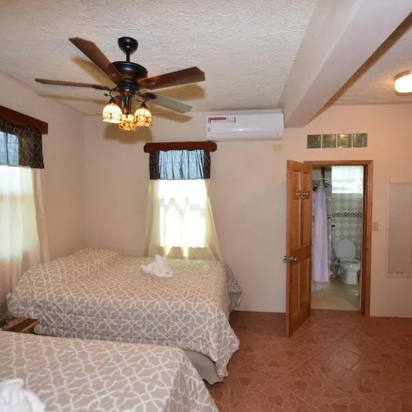 Harada Inn and Suites, hotel v destinaci Hopkins