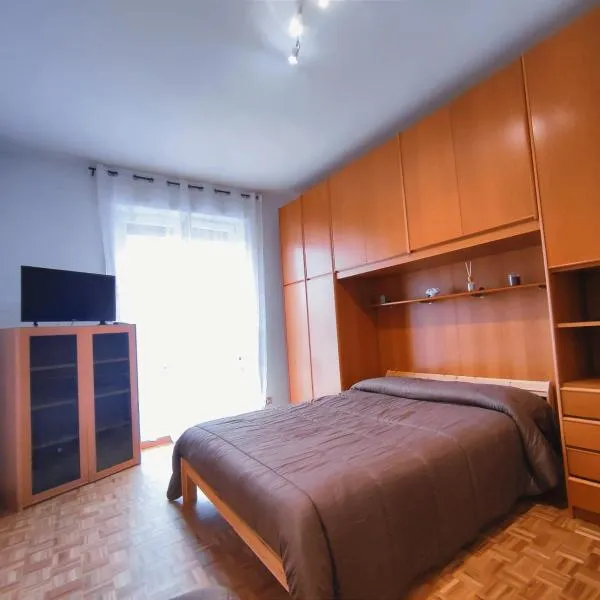 cozy appartament near the Milan Bovisa Polytechnic station, hotel v Miláně