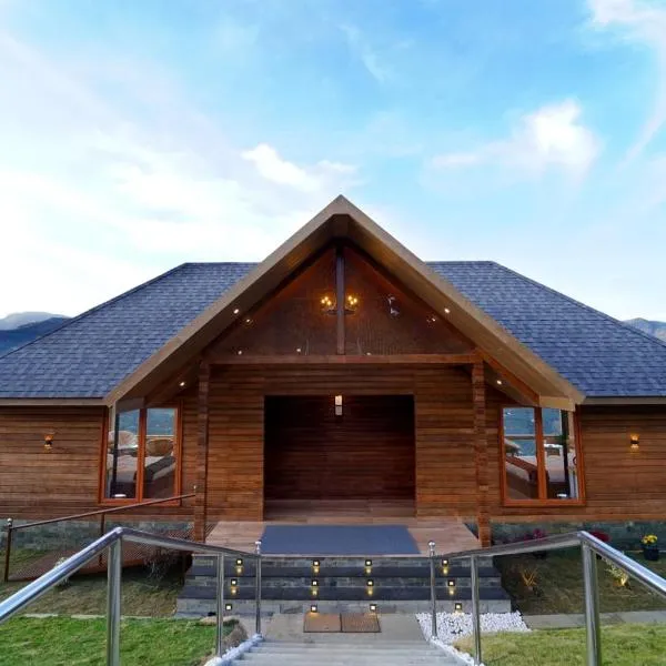 Vrindhavan Farm Suites, hotel in Kanthalloor