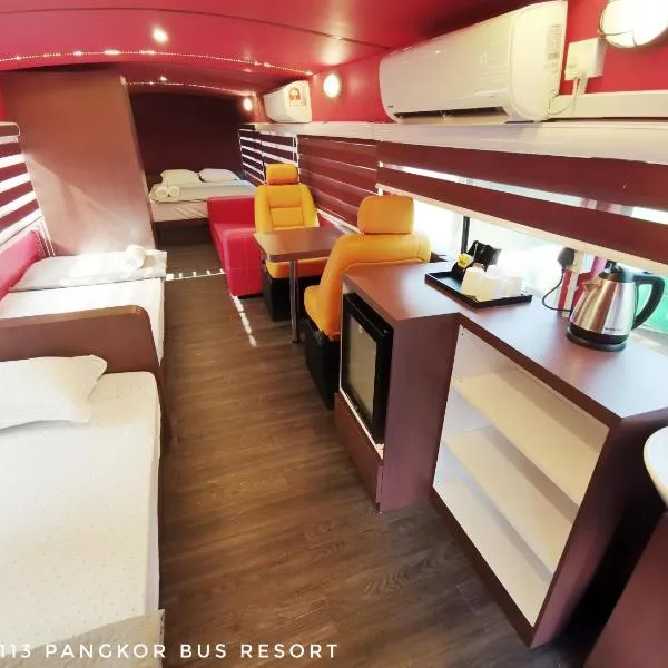 Pangkor Bus Resort by BESLA, hôtel à Île de Pangkor
